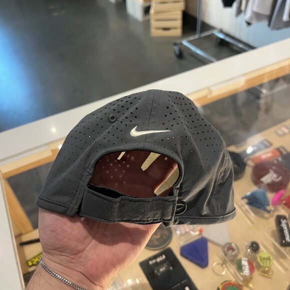 Nike Golf Perforated Dri-Fit Cap Grey - Picture 3 of 5
